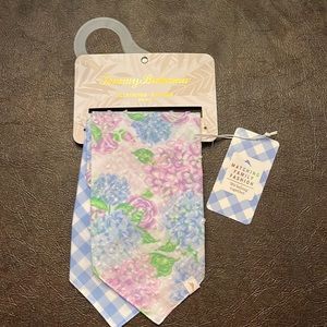Tommy Bahama pet bandana- set of 2